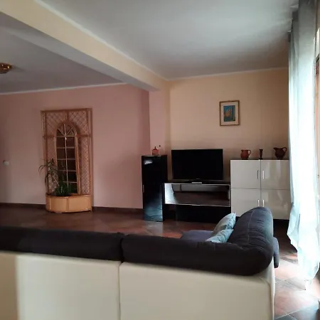Appartamento Mediano In Villetta 3 Livelli - Perugia, Olmo Costa D'argento *